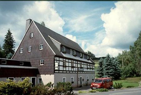 Gaststaette & Pension Alte Muehle Dorfchemnitz Exterior foto